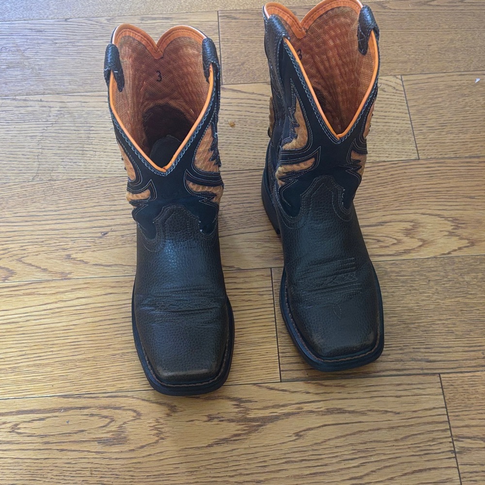 Ariat VenTEK (tm)Brown Orange Leather Western Cowboy Boots with Orange Lining
